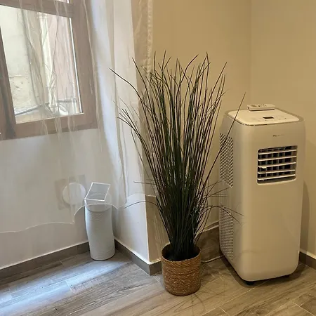 Historical Rue Longue Apartamento Menton