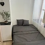 Historical Rue Longue Apartment